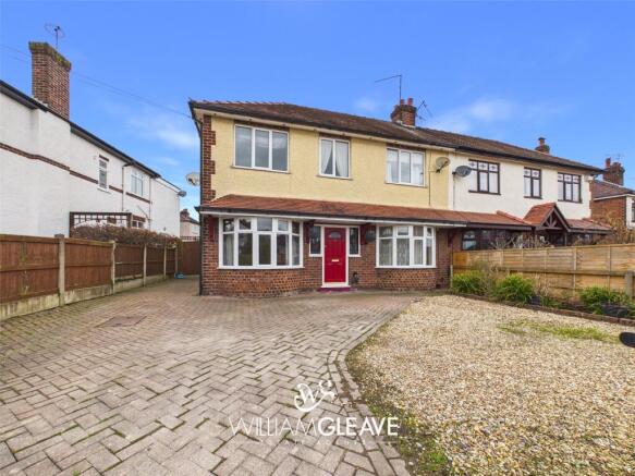 3 bedroom semi-detached house for sale