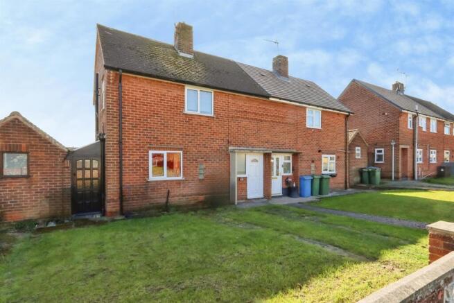 2 bedroom semi-detached house for sale