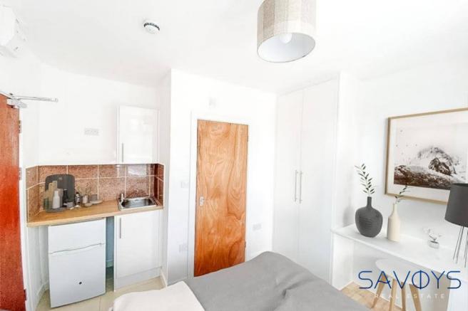 6 bedroom house of multiple occupation for sale