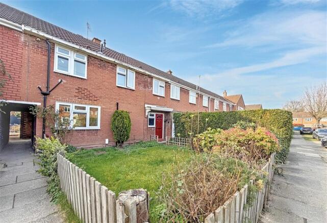 3 bedroom terraced house for sale
