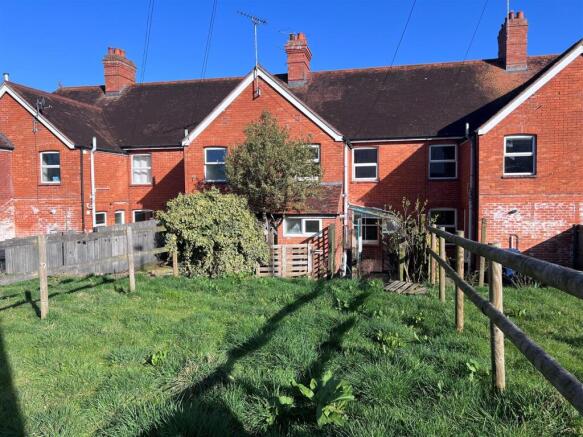 2 bedroom terraced house for sale