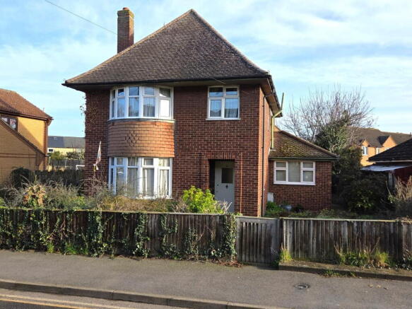 3 bedroom detached house for sale