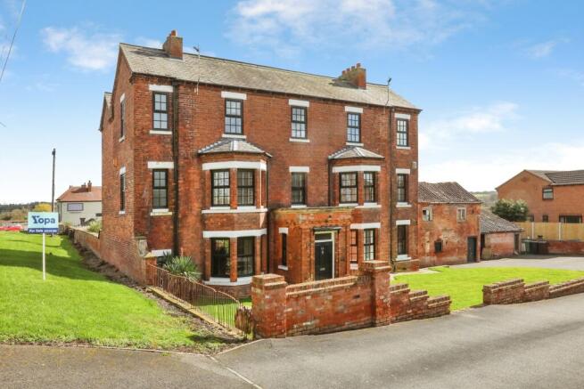 7 bedroom detached house for sale