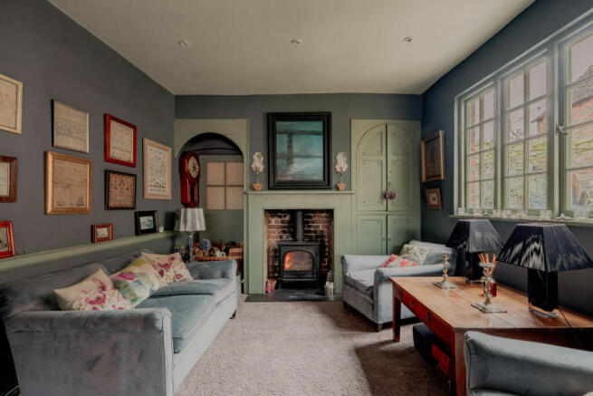 5 bedroom terraced house for sale