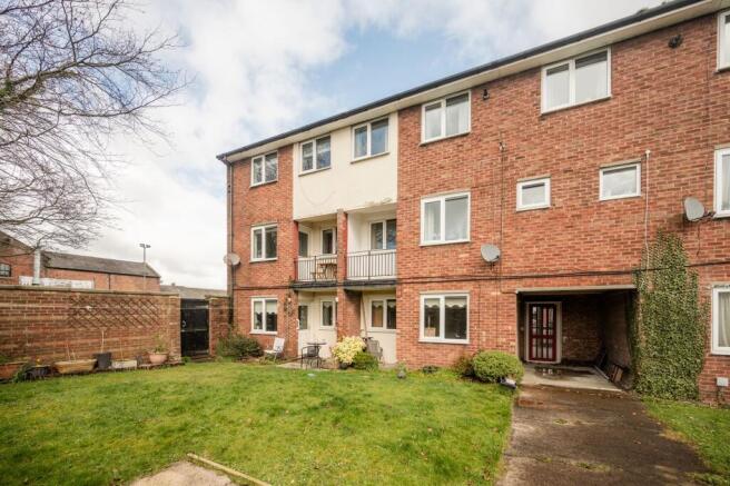 3 bedroom duplex for sale