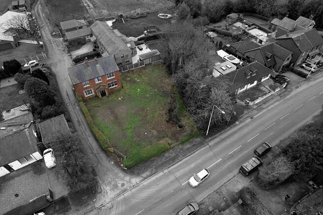Detached house for sale