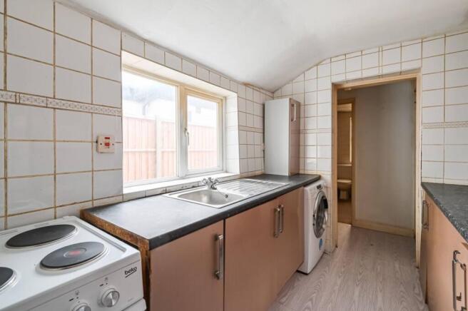 2 bedroom house for sale