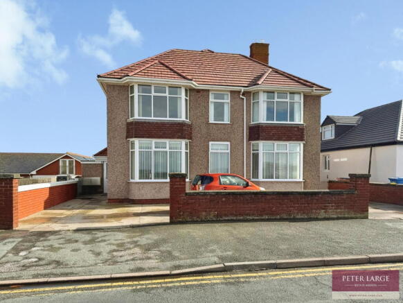 8 bedroom detached house for sale