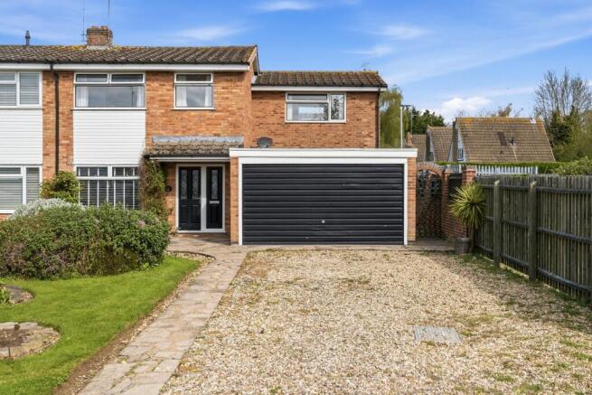 4 bedroom semi-detached house for sale