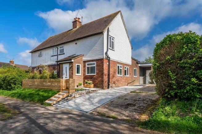 4 bedroom semi-detached house for sale