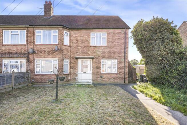 2 bedroom maisonette for sale