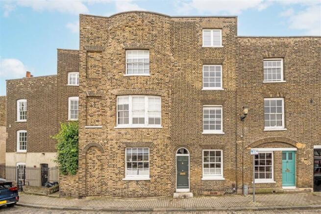 4 bedroom house for sale