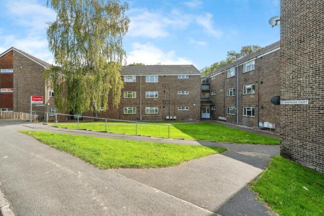 2 bedroom flat for sale