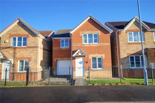 3 bedroom detached house for sale