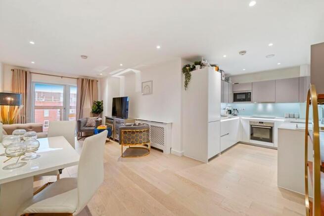 3 bedroom apartment for sale