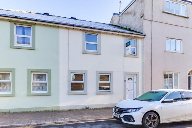 3 bedroom terraced house