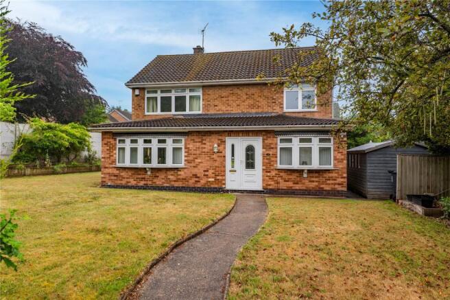 4 bedroom detached house for sale