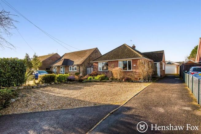 3 bedroom detached bungalow for sale
