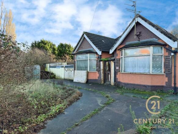3 bedroom detached bungalow for sale