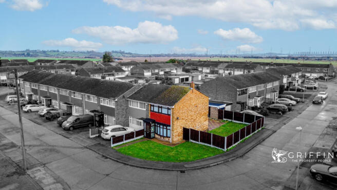 3 bedroom end of terrace house for sale