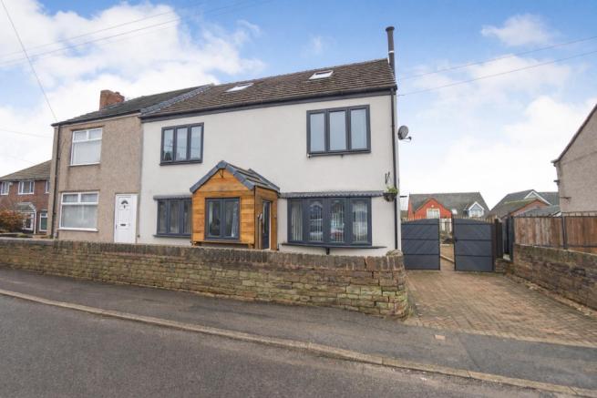 4 bedroom semi-detached house for sale