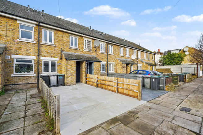4 bedroom house for sale