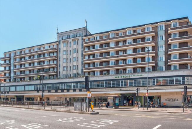 2 bedroom flat for sale