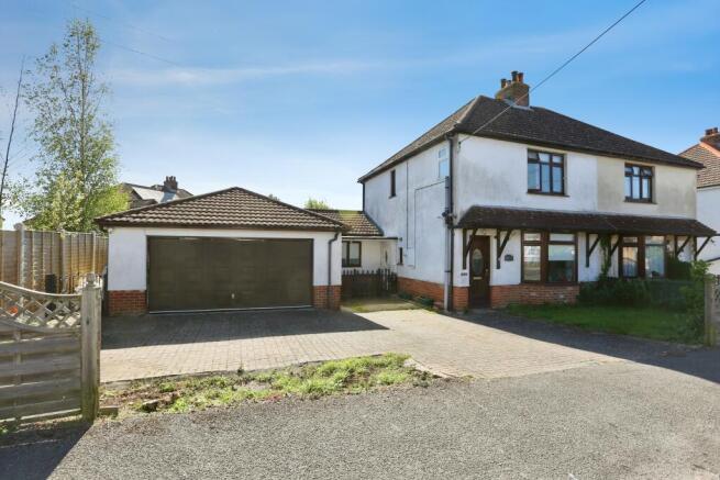 4 bedroom semi-detached house for sale