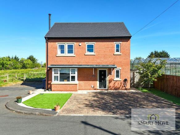 4 bedroom detached house for sale