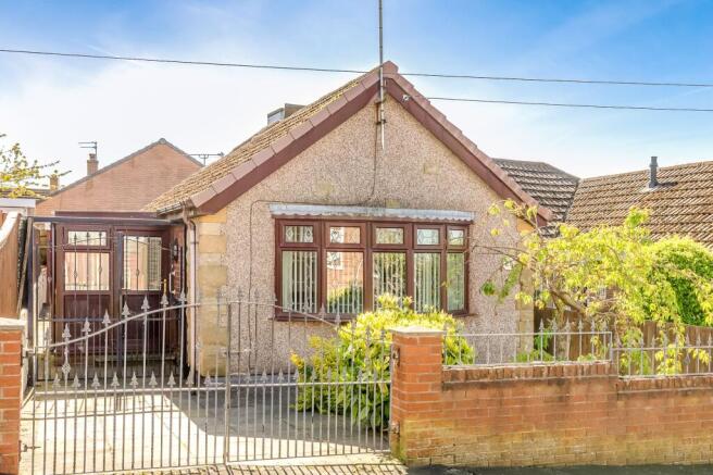 3 bedroom semi-detached bungalow for sale