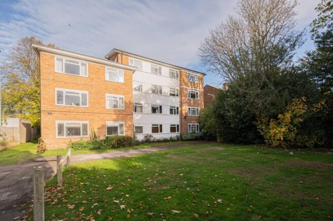 2 bedroom flat for sale