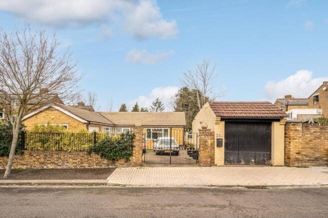 3 bedroom bungalow for sale