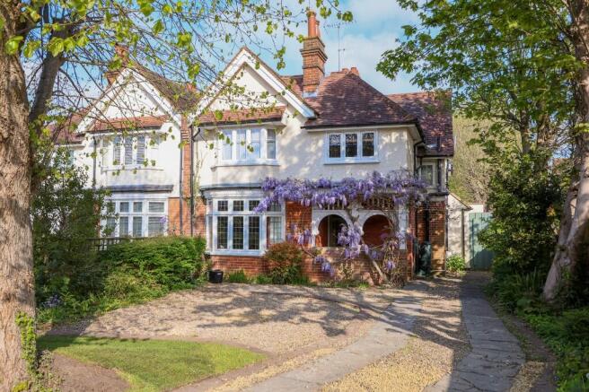 4 bedroom semi-detached house for sale
