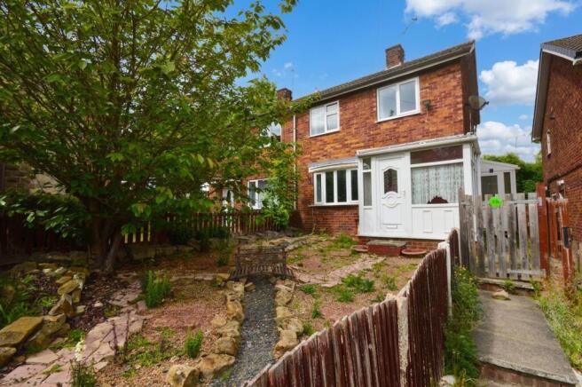 2 bedroom semi-detached house for sale