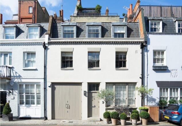 4 bedroom terraced house for sale