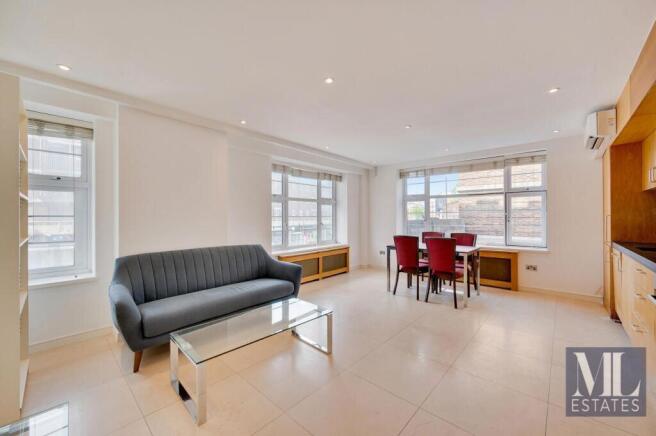 2 bedroom flat for sale