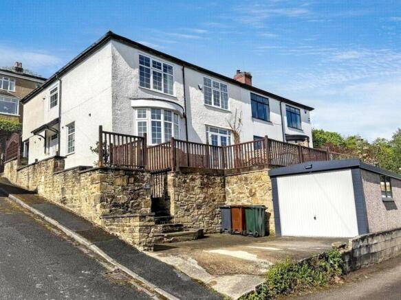 4 bedroom semi-detached house for sale