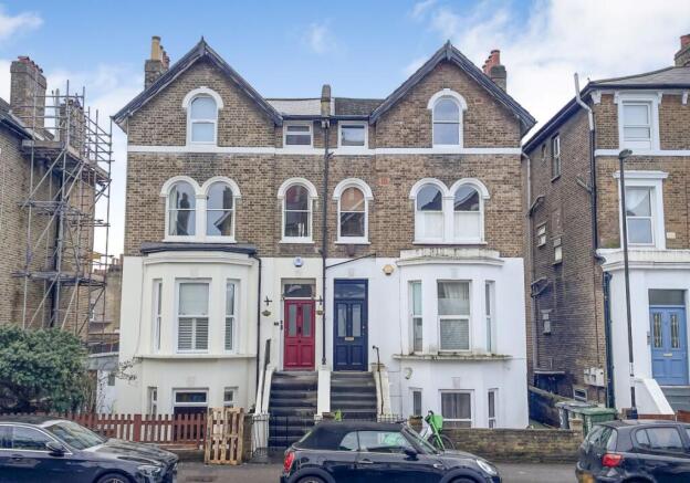2 bedroom flat for sale