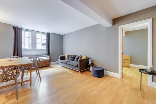3 bedroom flat for sale