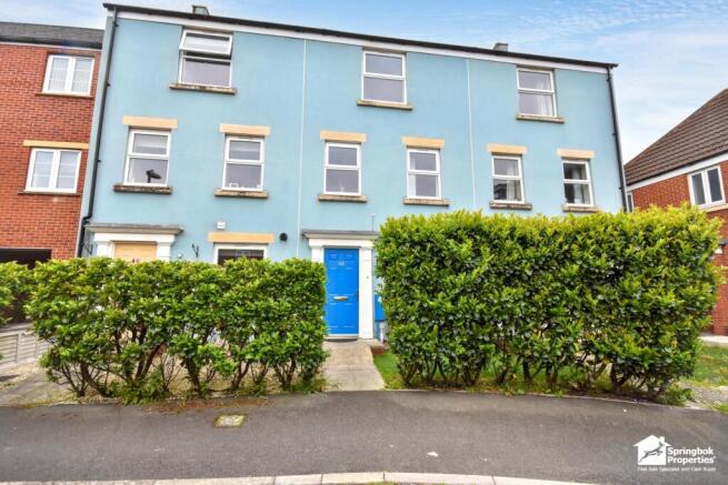 4 bedroom town house for sale