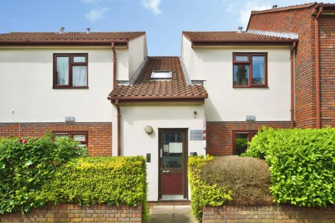 1 bedroom property for sale