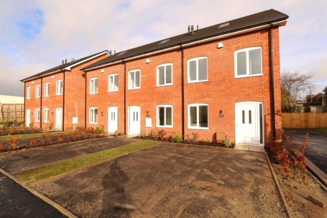 3 bedroom terraced house