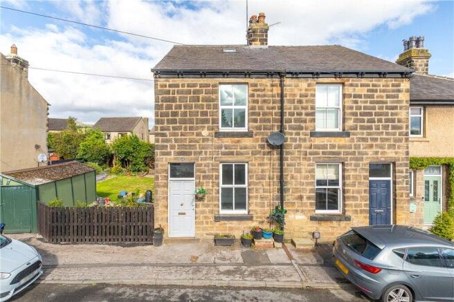 3 bedroom end of terrace house for sale