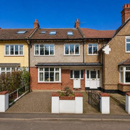 5 bedroom terraced house for sale