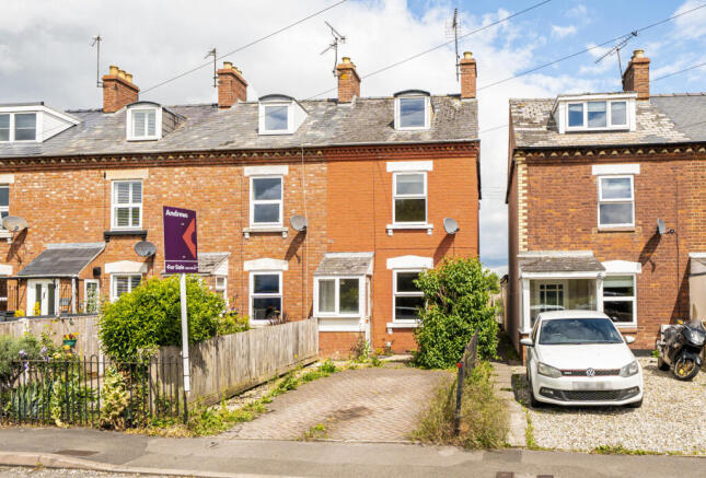 3 bedroom end of terrace house for sale