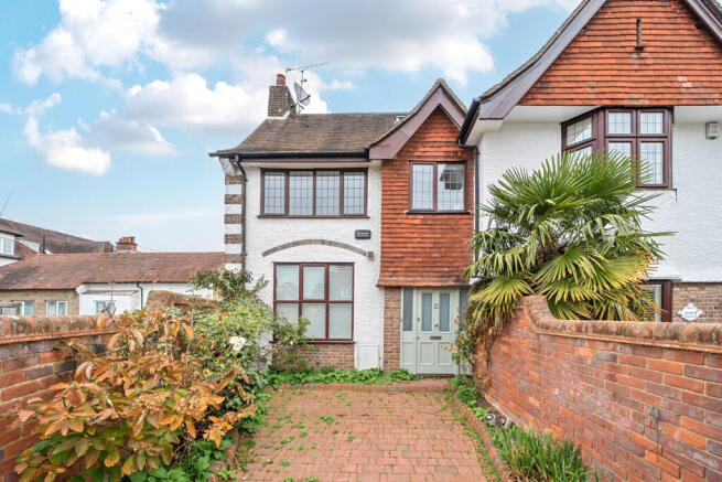 2 bedroom semi-detached house for sale
