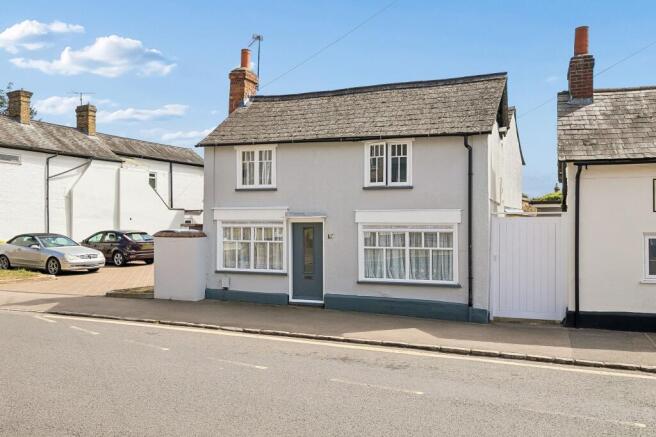 2 bedroom detached house for sale