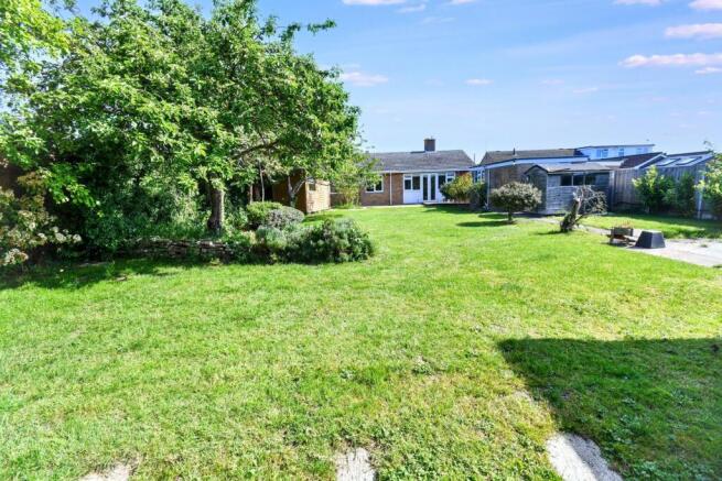 3 bedroom bungalow for sale