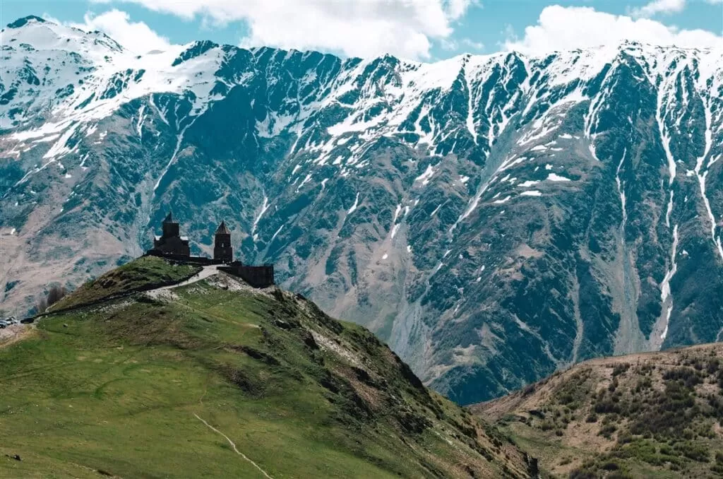 Kazbegi - Mountain Paradise - Thumbnail 3