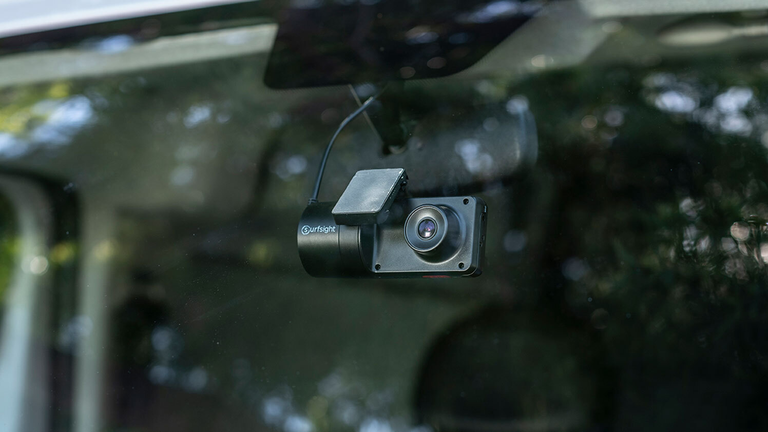 Geotab and Surfsight dash cam in vehicle